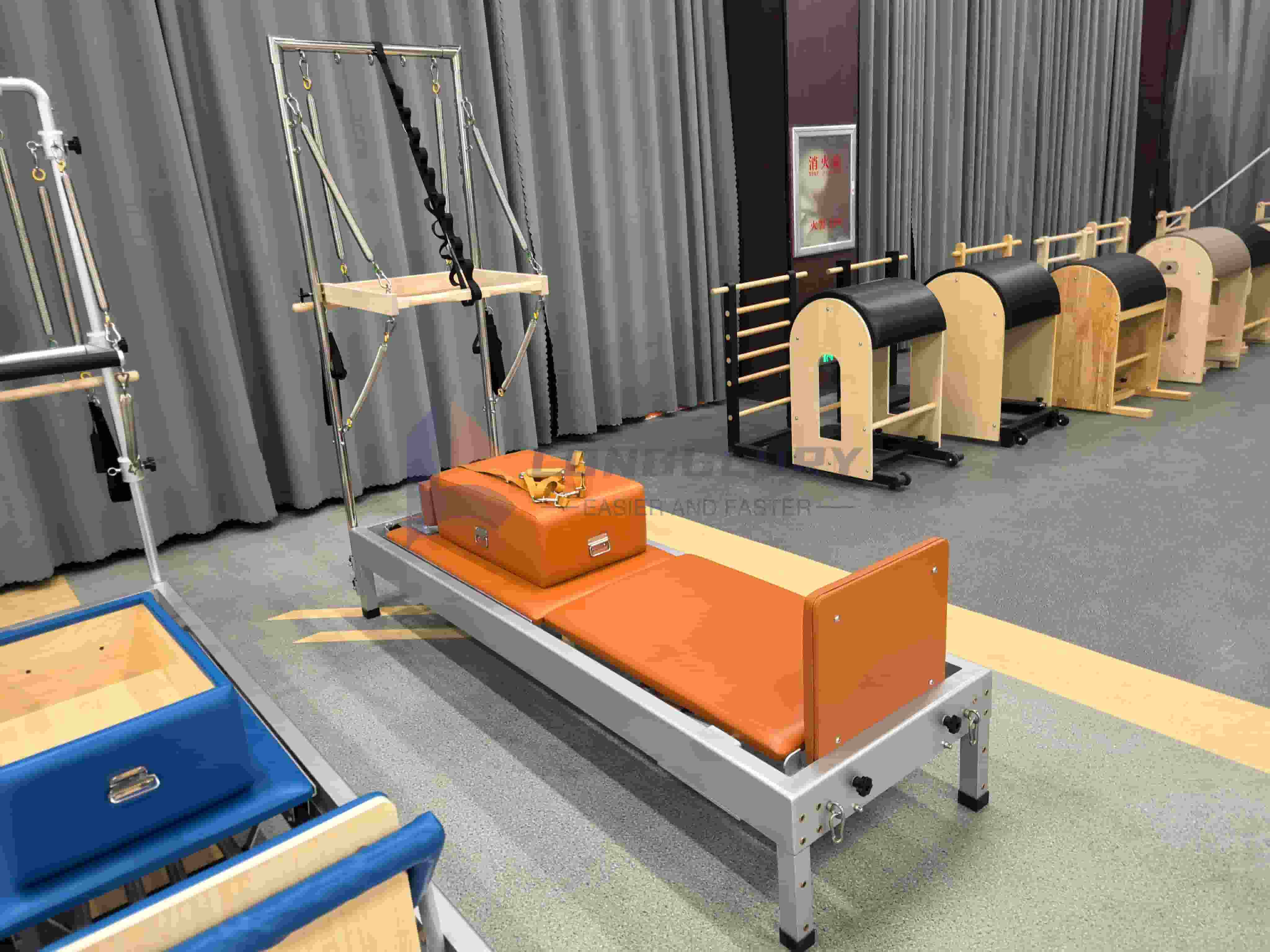 Aluminium Pilates Reformer met toren